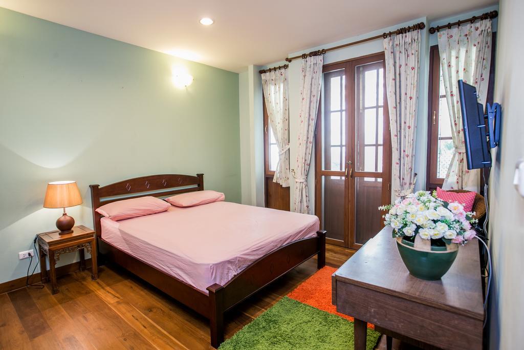 Chan Guest Villa Bangkok Luaran gambar